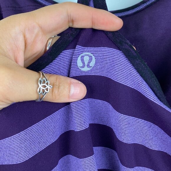🦋 LULULEMON Purple Stripe Power Y Tank Top 4 Workout - Picture 5 of 6